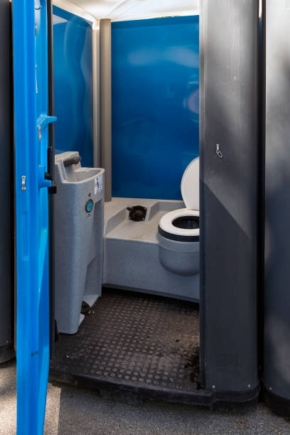 Best Porta potty delivery and setup  in San Augustine, TX